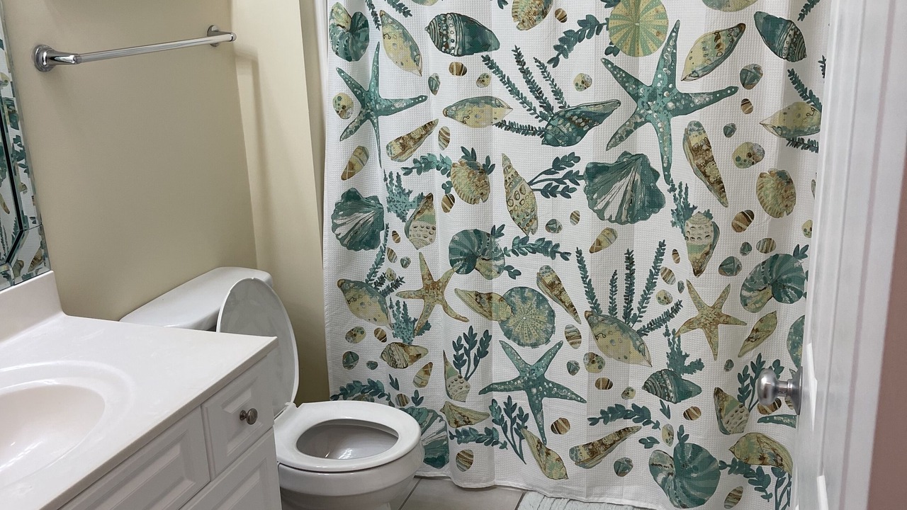 Photo of Bathroom in Sea Trail