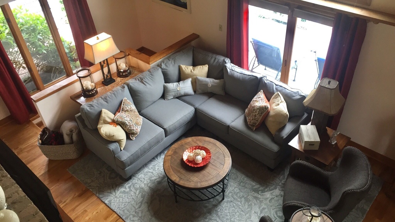 Photo of Livingroom in Fairview