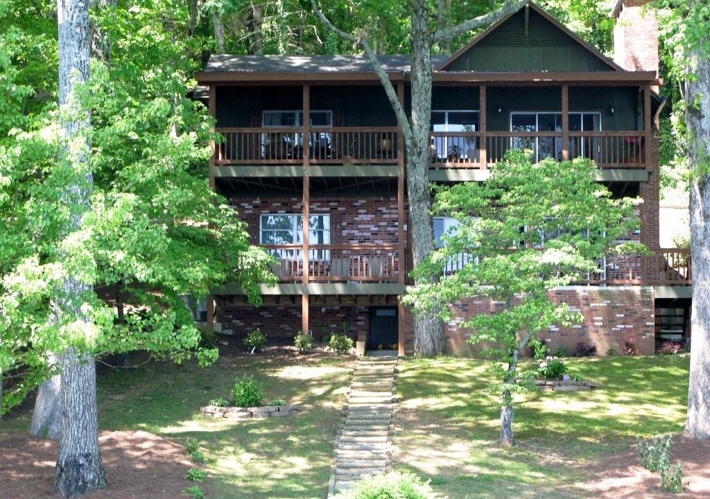 Photo of Others in Lake Toxaway