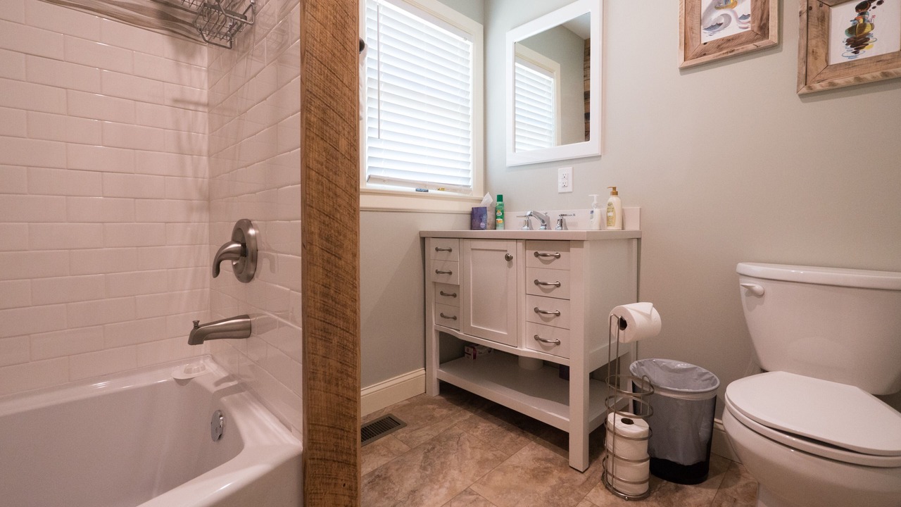 Photo of Bathroom in Woodfin