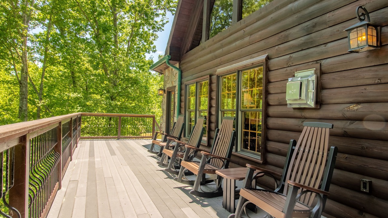 Photo of Bedroom in Cherokee