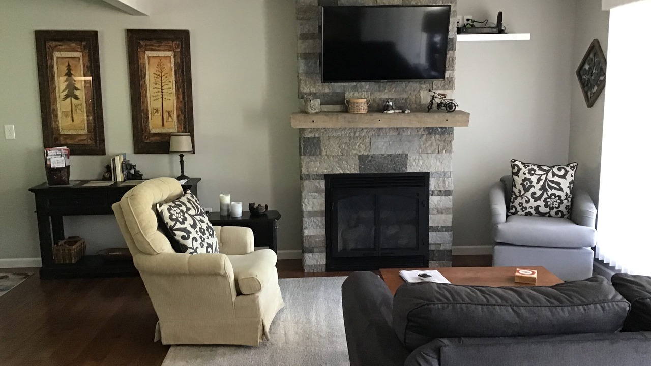 Photo of Livingroom in Maggie Valley