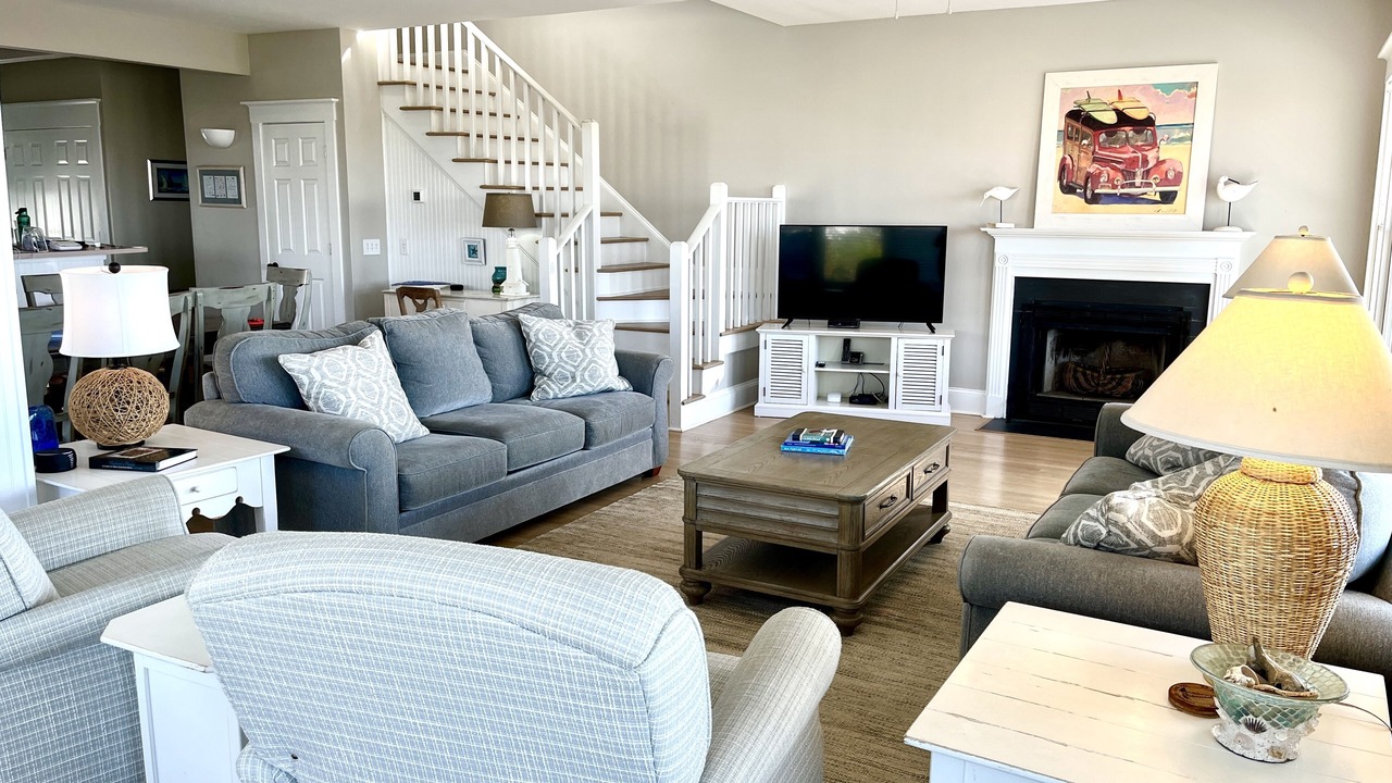 Photo of Livingroom in Flora's Bluff