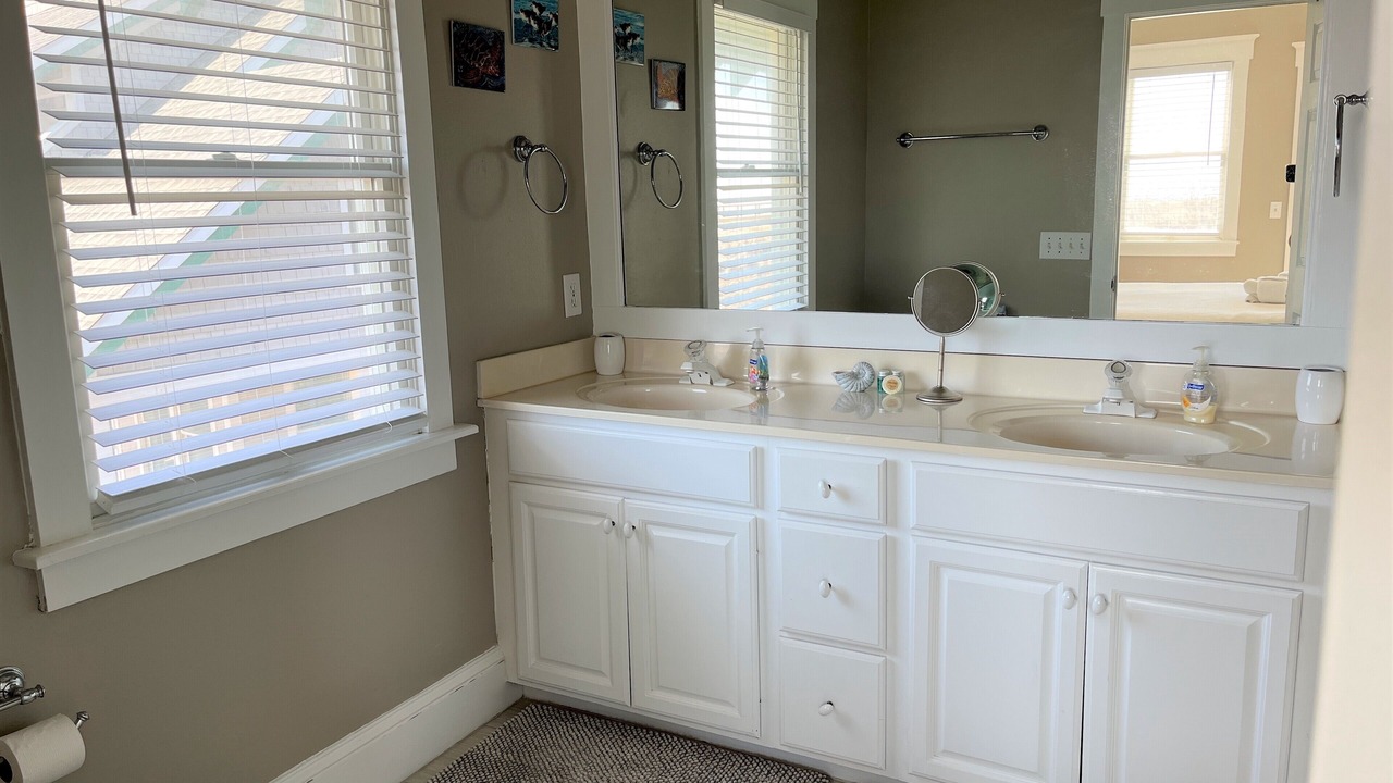 Photo of Bathroom in Flora's Bluff