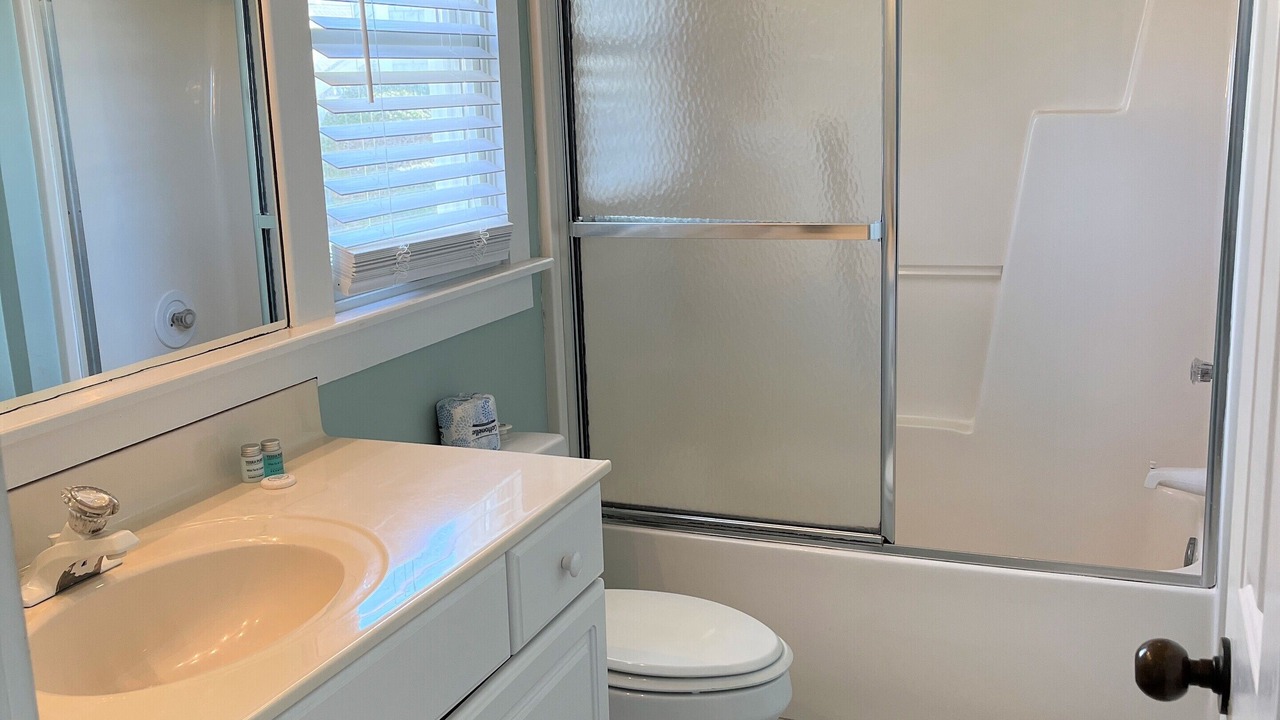 Photo of Bathroom in Flora's Bluff
