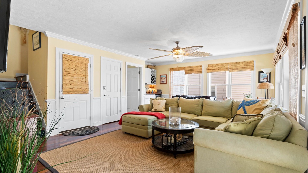Photo of Livingroom in Ocean Isle Beach