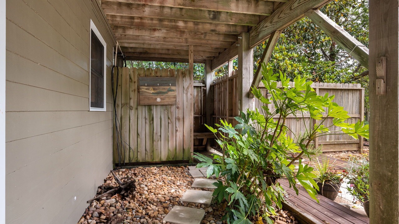Photo of Patio Balcony in Kitty Hawk