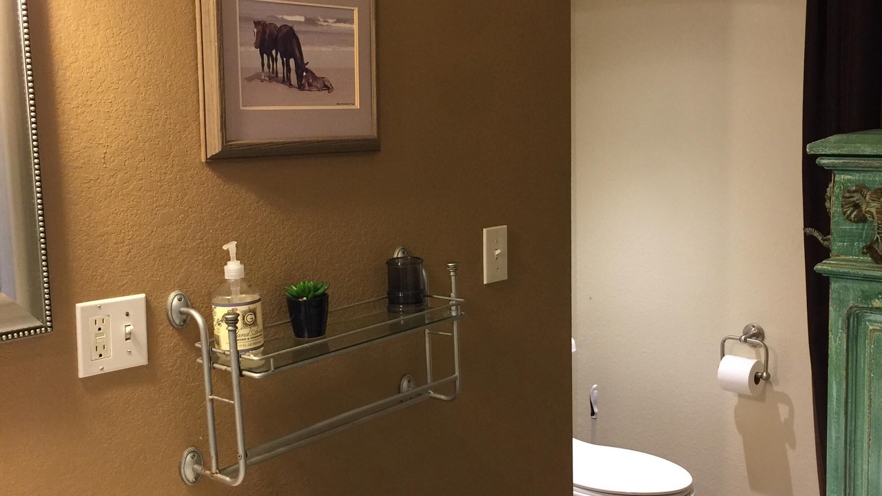 Photo of Bathroom in Kitty Hawk