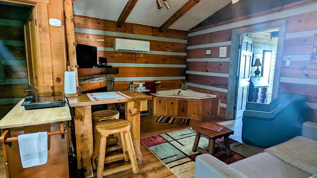 Photo of Bedroom in Traphill