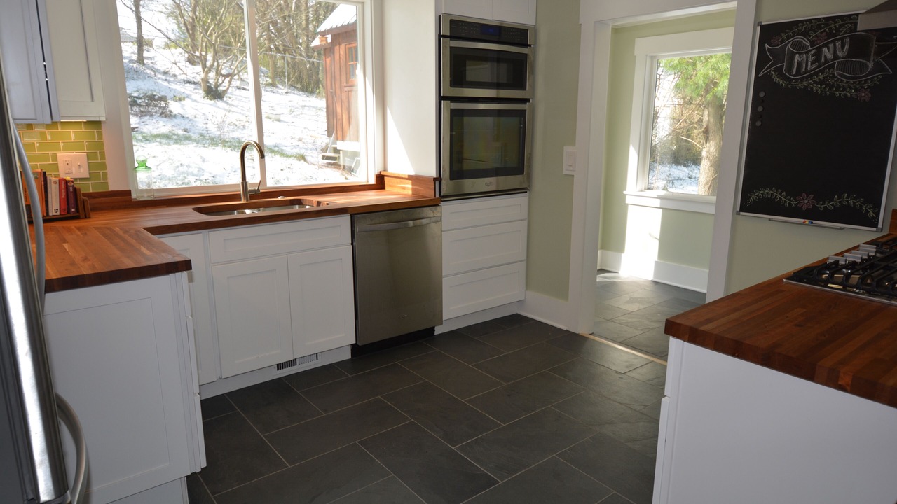 Photo of Kitchen in East End - Valley Street