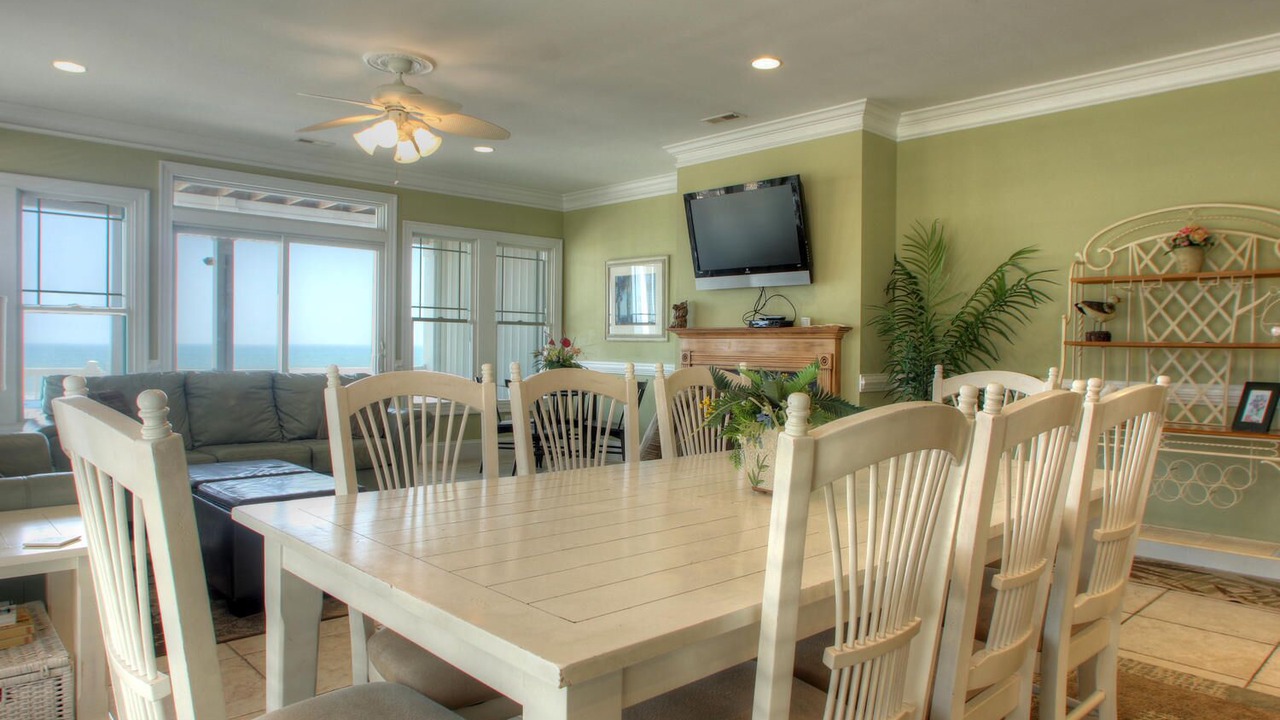 Photo of Bedroom in Carolina Beach