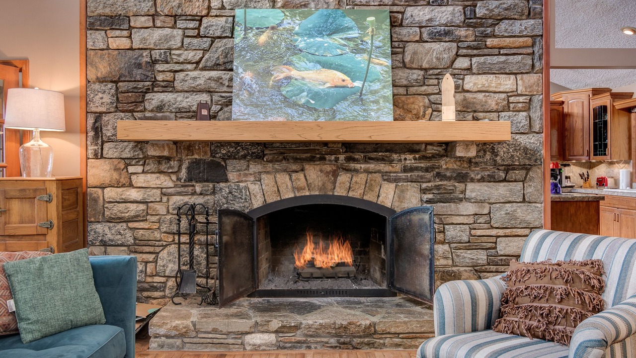 Photo of Livingroom in Fairview