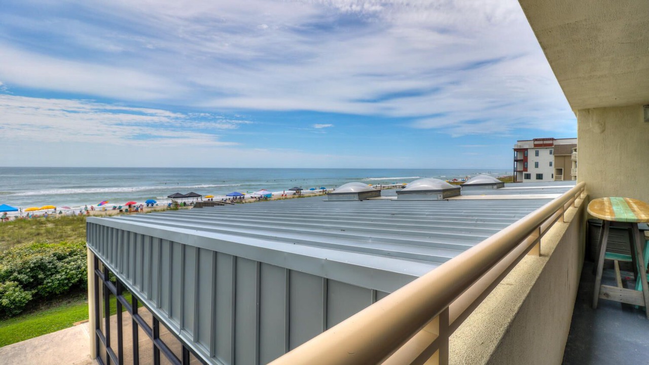 Photo of Patio Balcony in Wilmington Beach