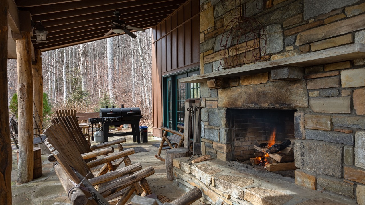 Photo of Livingroom in Fairview