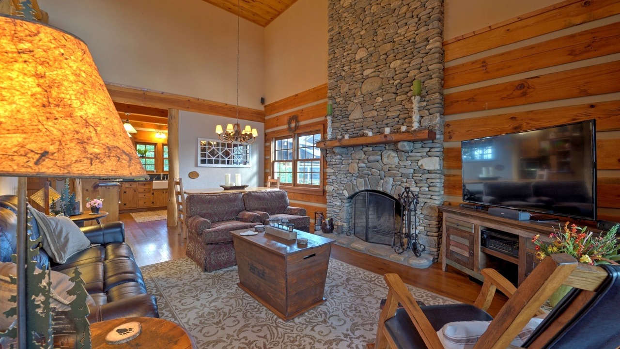 Photo of Livingroom in Canton