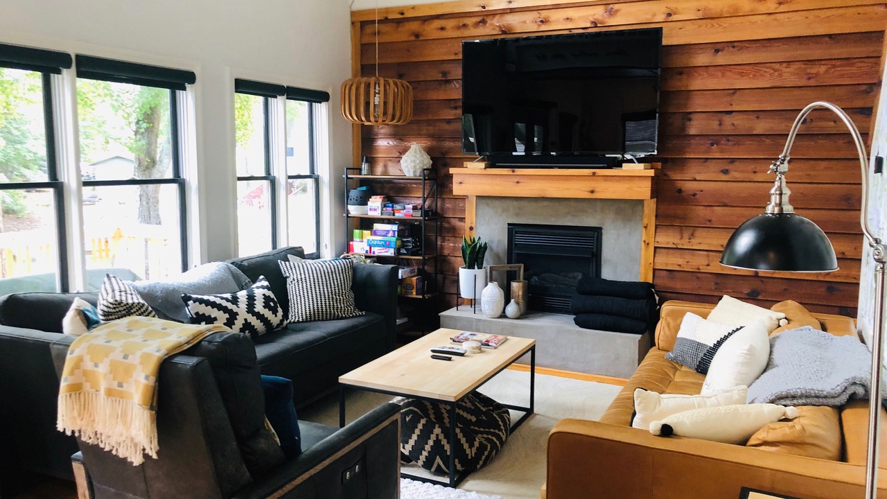 Photo of Livingroom in Southmont