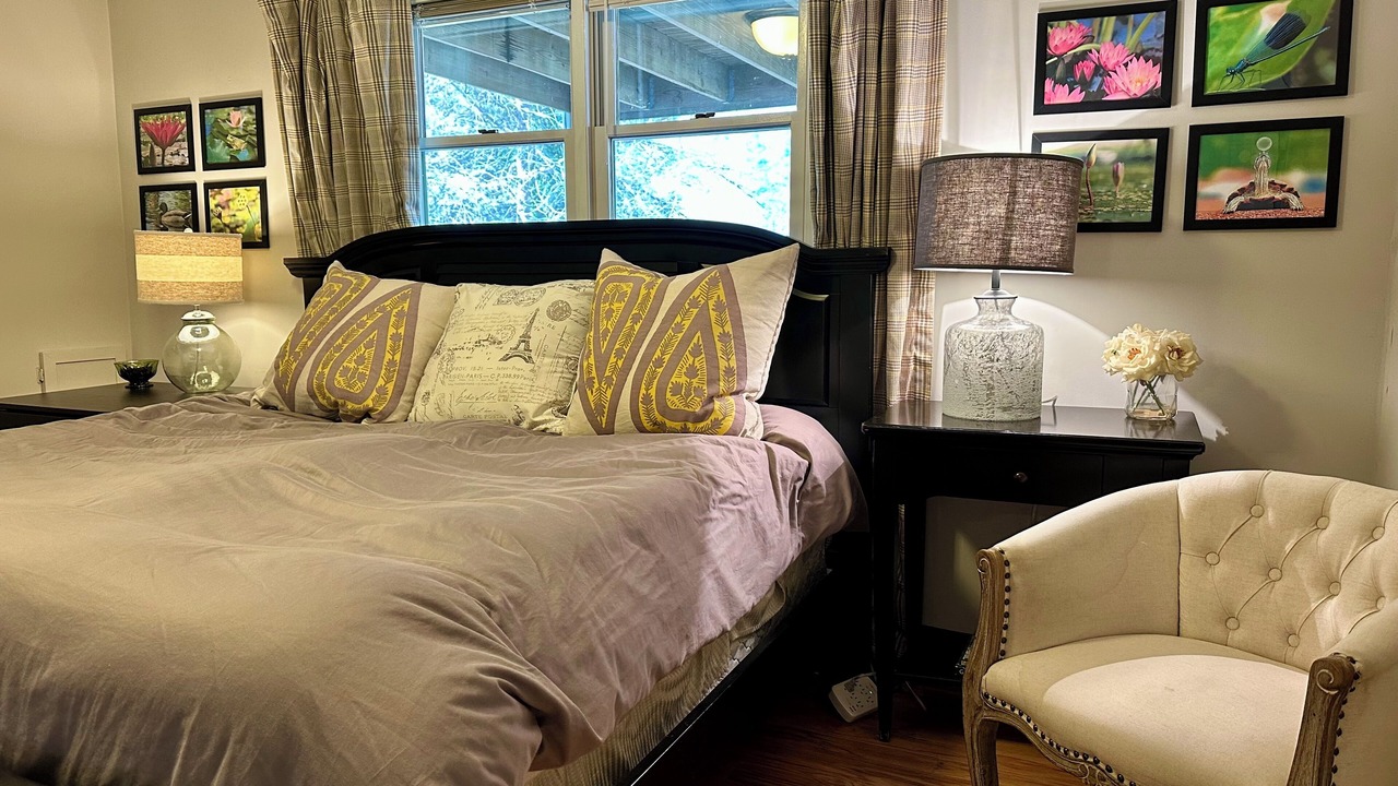 Photo of Bedroom in Lake Sequoyah