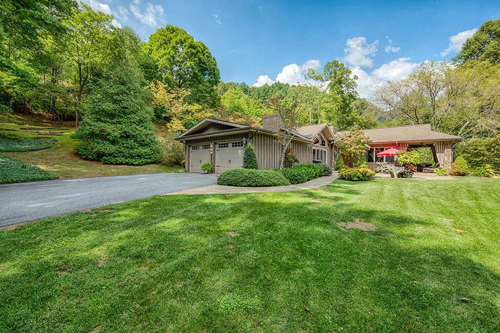 Photo of Outdoor in Waynesville