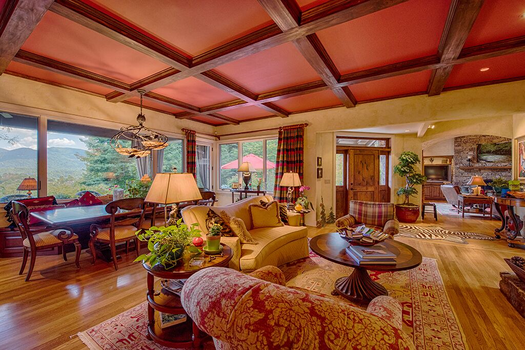 Photo of Livingroom in Waynesville