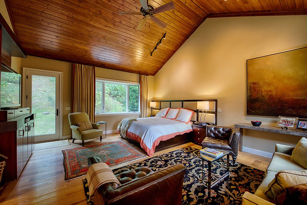 Photo of Bedroom in Waynesville