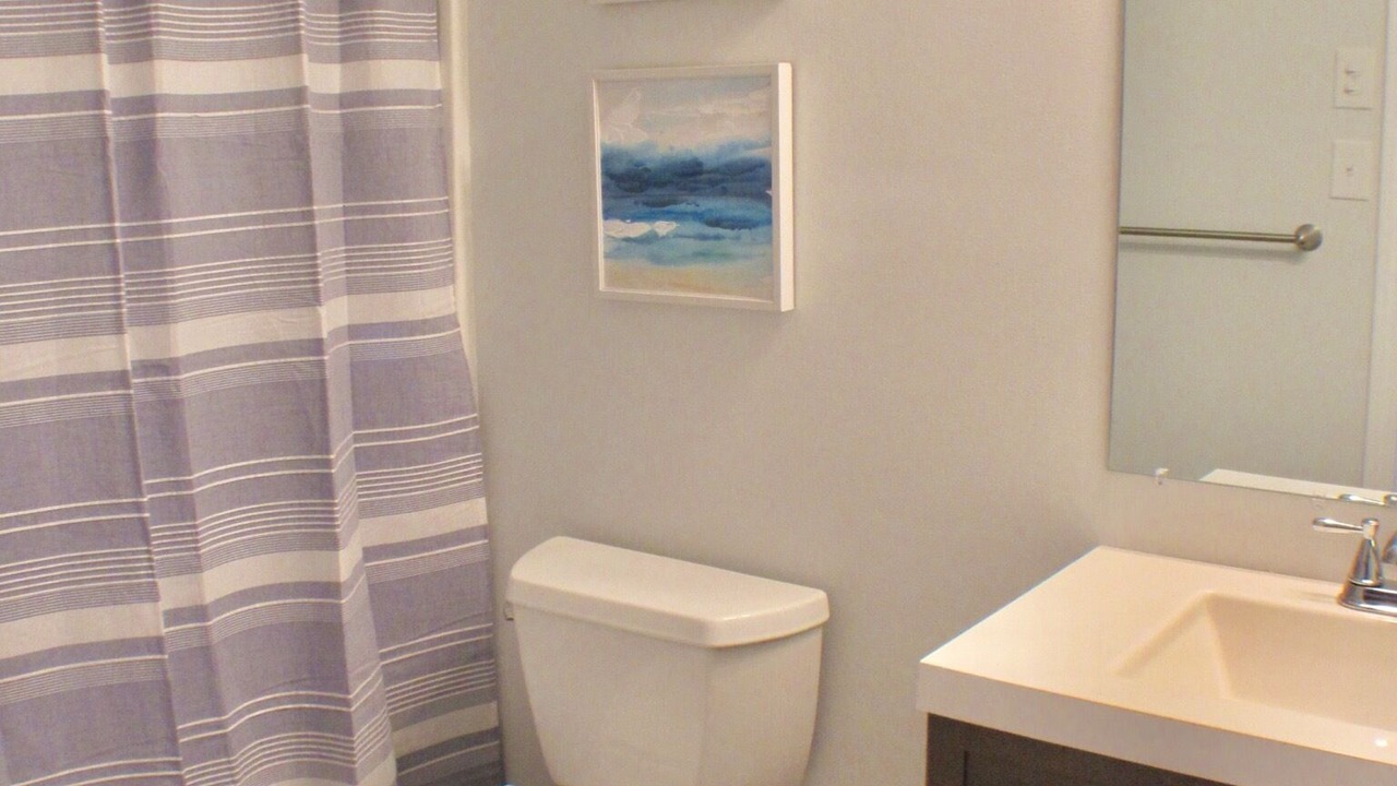 Photo of Bathroom in Nags Head