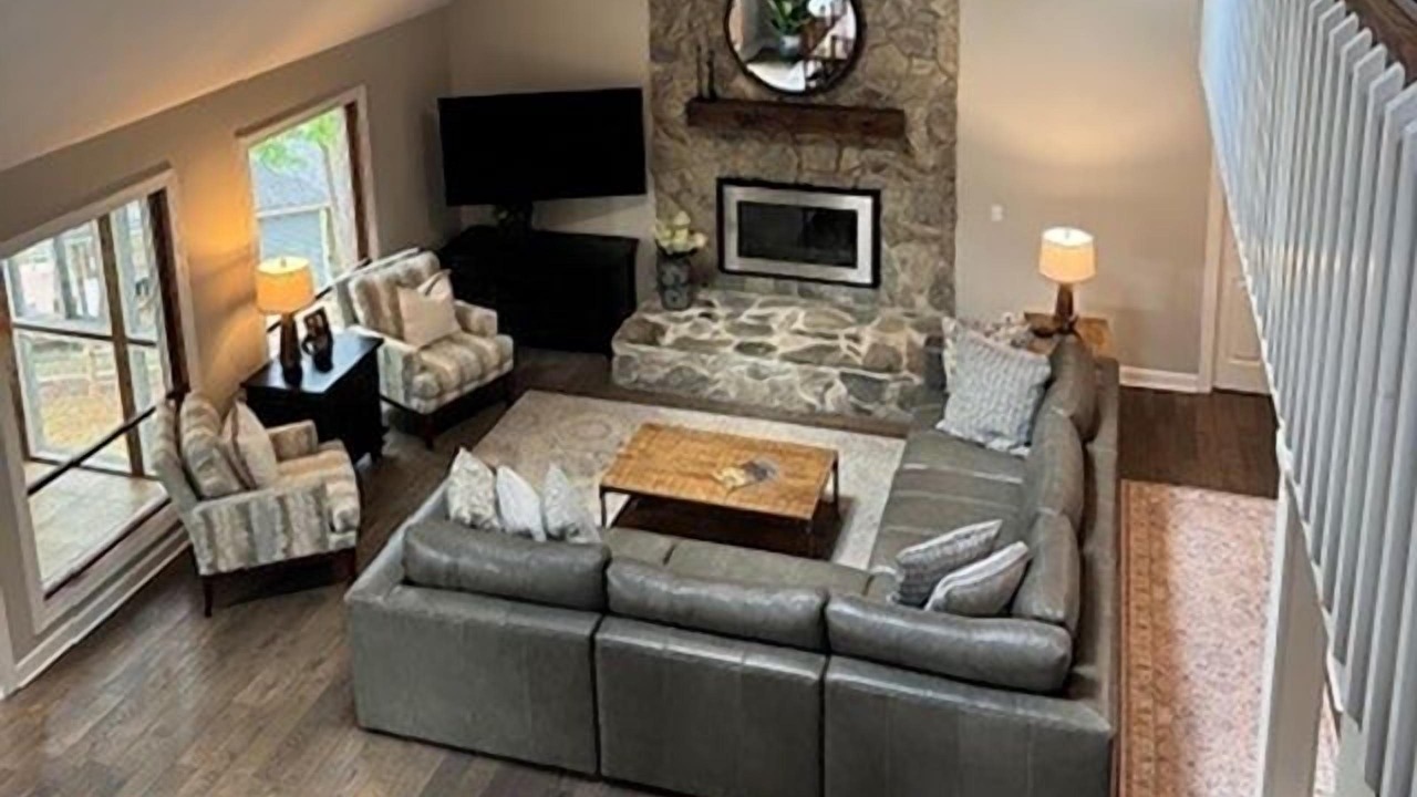 Photo of Livingroom in Westlake Corner