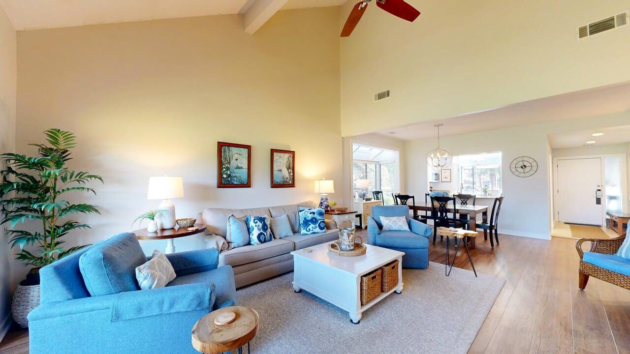 Photo of Livingroom in Palmetto Dunes