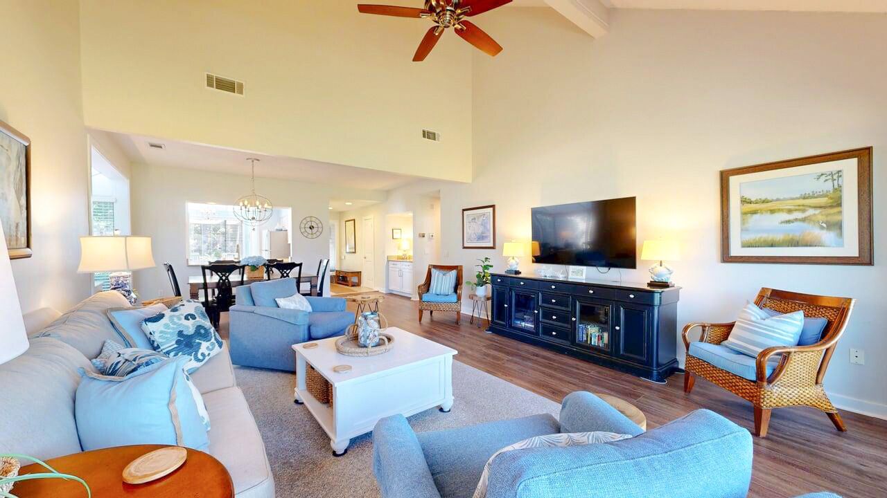 Photo of Livingroom in Palmetto Dunes