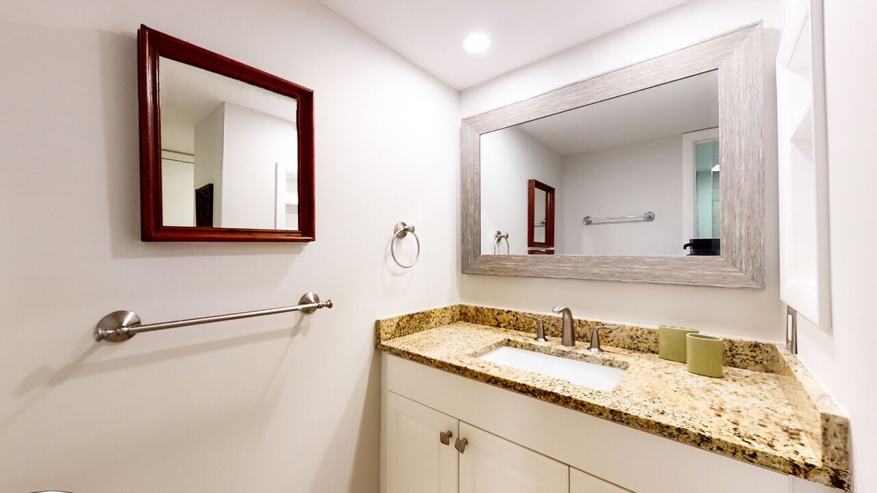 Photo of Bathroom in Palmetto Dunes