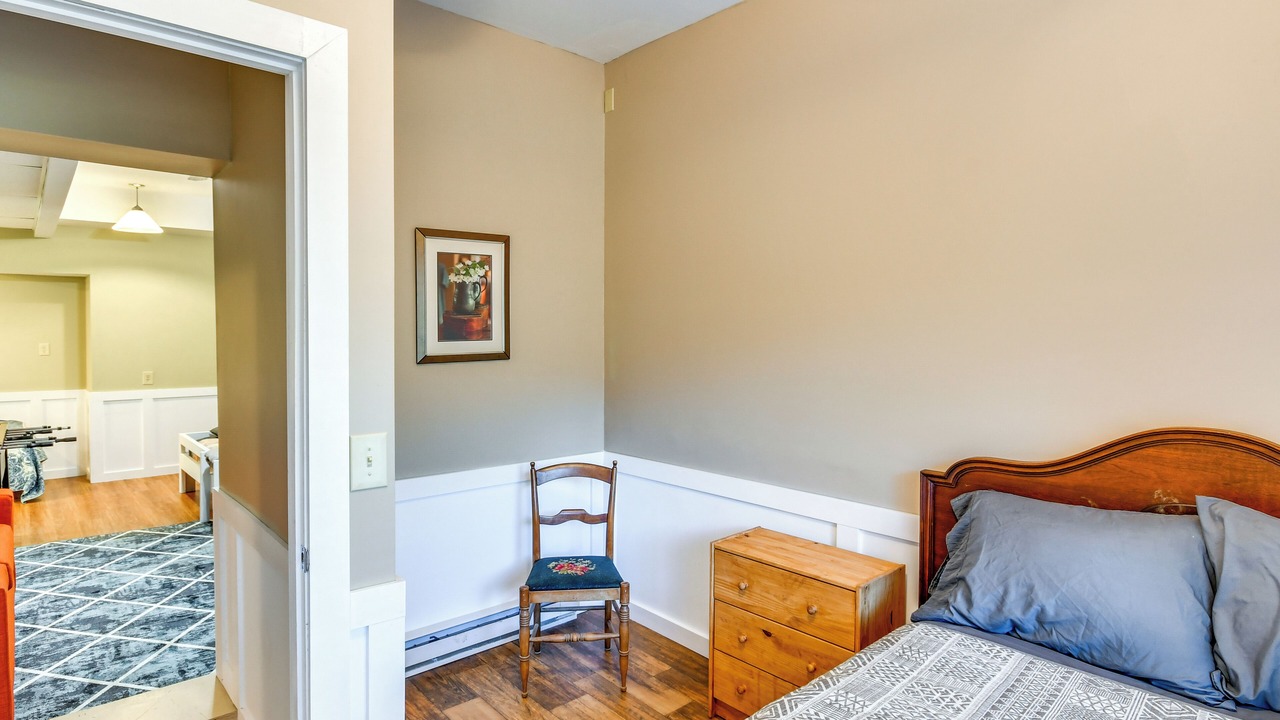 Photo of Bedroom in Newland