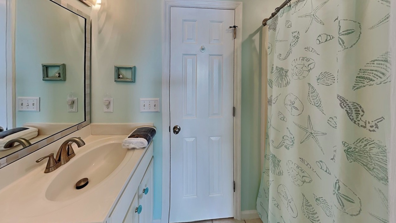 Photo of Bathroom in Topsail Beach