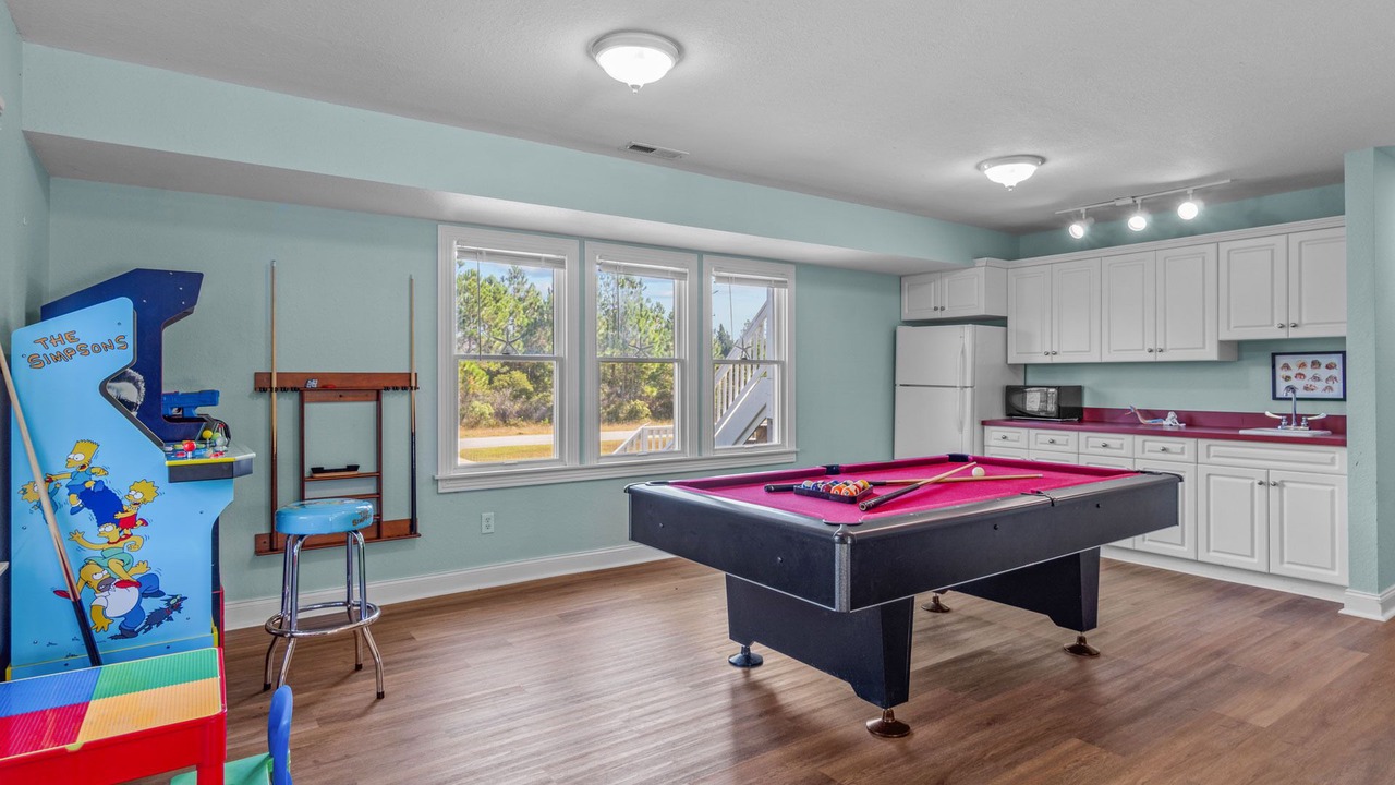Photo of Bedroom in Wind Over Waves