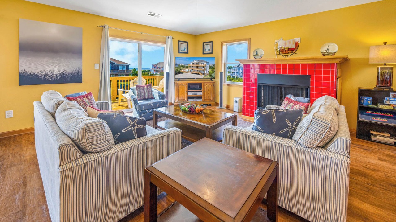 Photo of Bedroom in Wind Over Waves