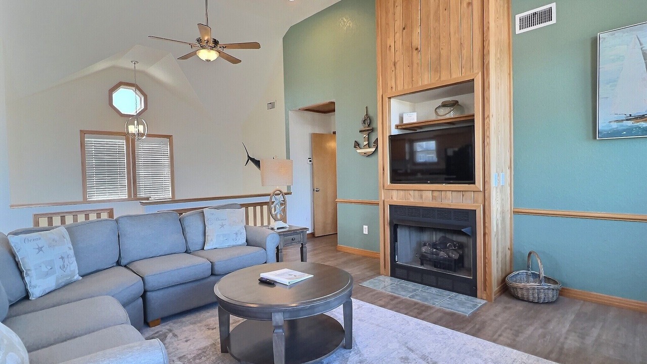 Photo of Livingroom in Buxton