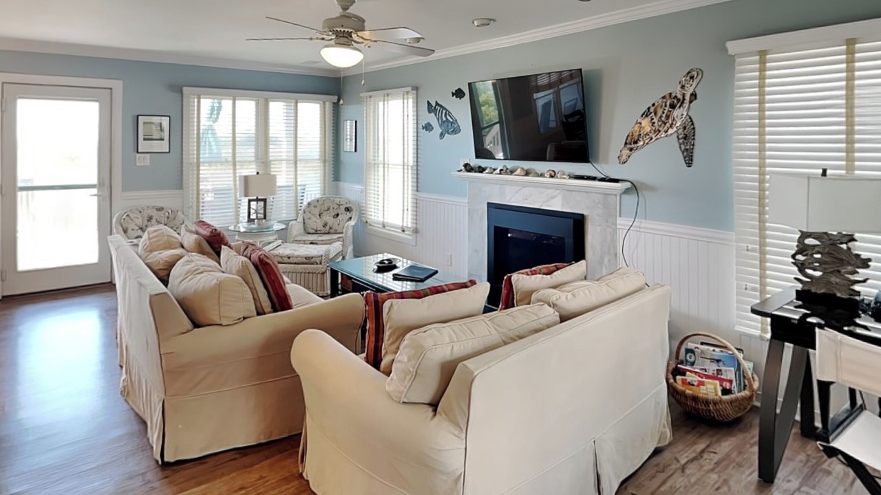 Photo of Livingroom in Topsail Beach