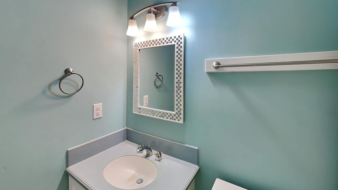 Photo of Bathroom in Topsail Beach