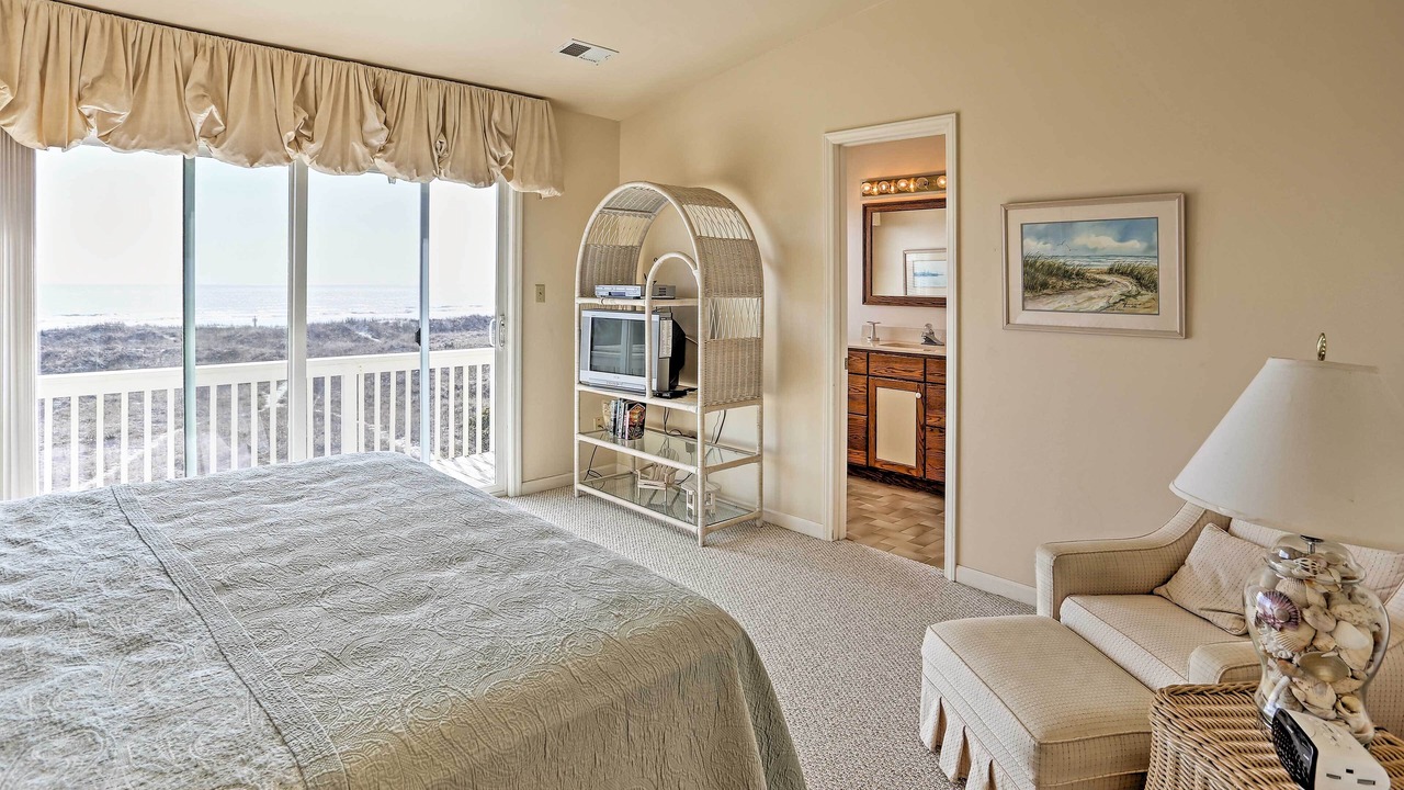 Photo of Bedroom in Sunset Beach