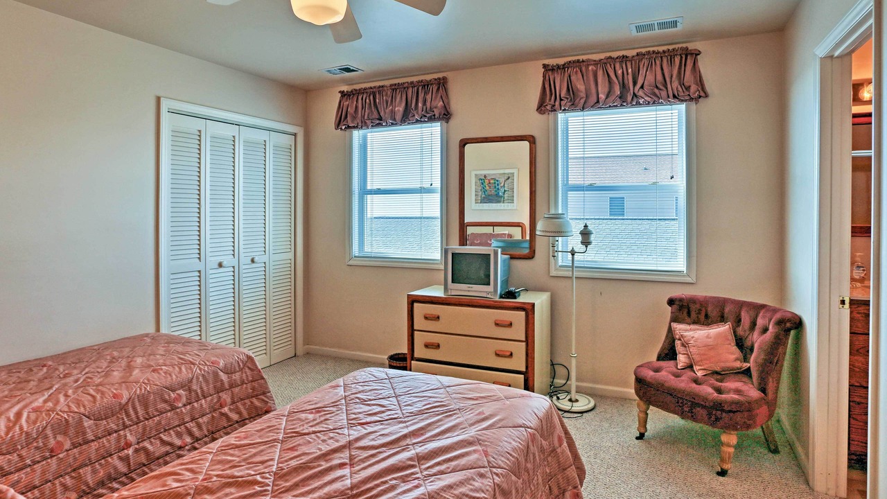 Photo of Bedroom in Sunset Beach