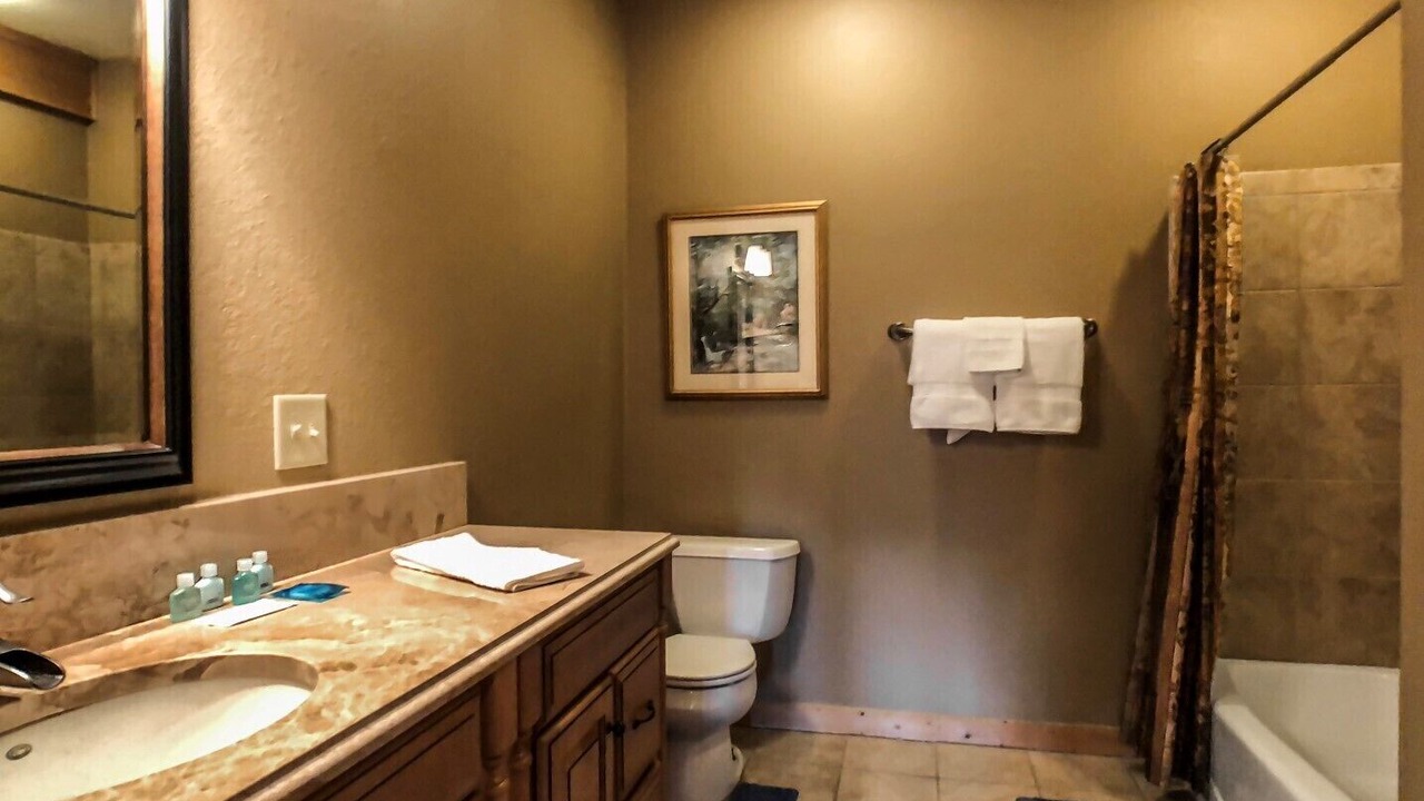 Photo of Bathroom in Sunset Cove
