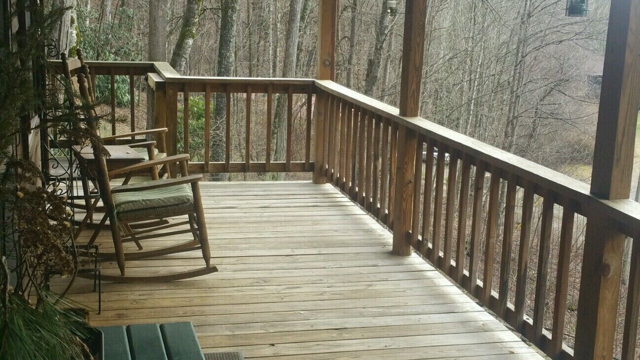 Photo of Patio Balcony in Cataloochee Ranch