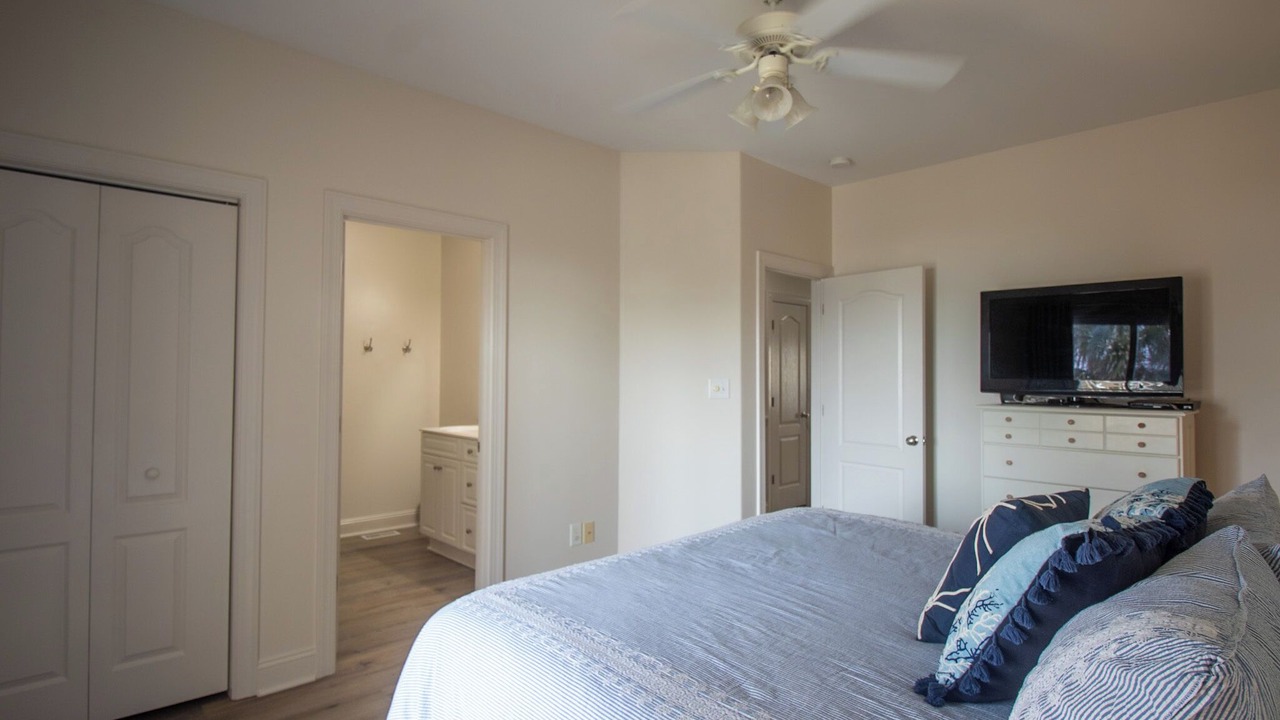 Photo of Bedroom in Surf City