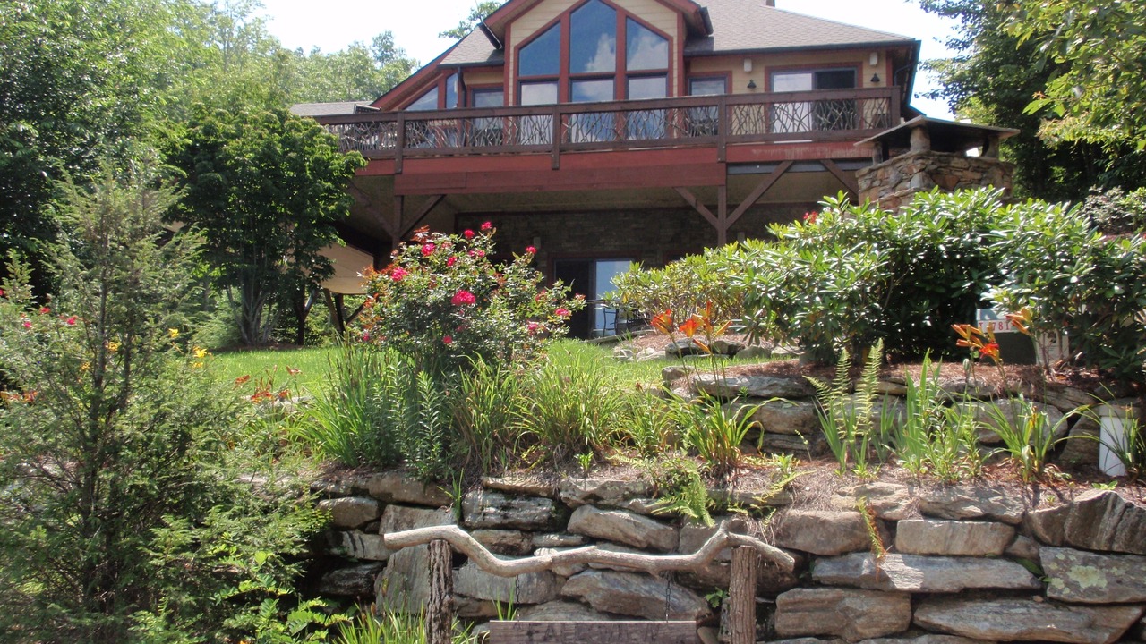 Photo of Outdoor in Lake Toxaway