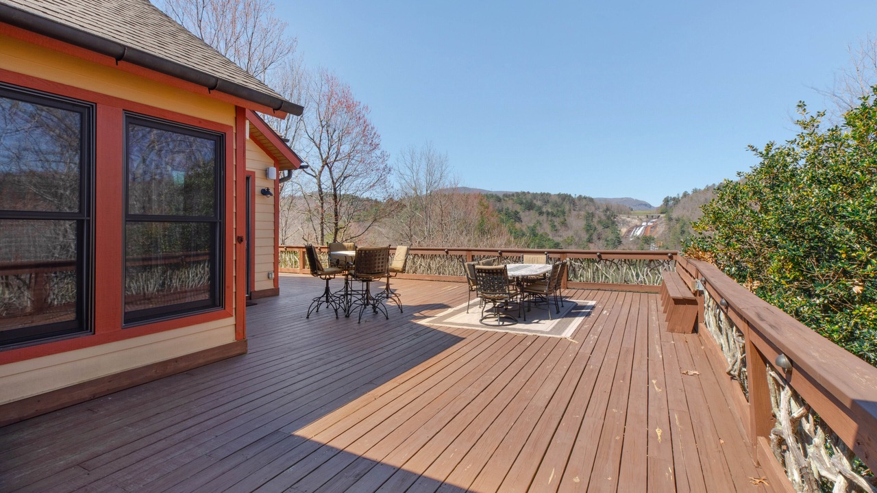 Photo of Outdoor in Lake Toxaway