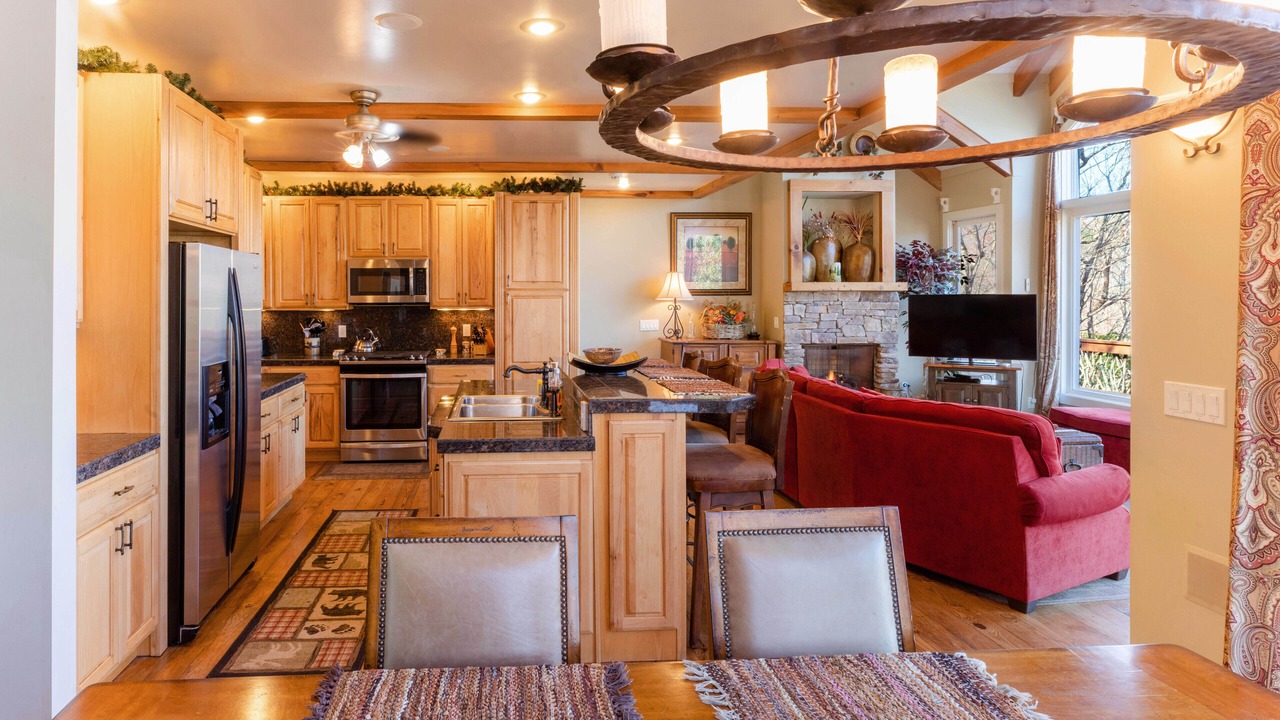 Photo of Kitchen in Lake Toxaway