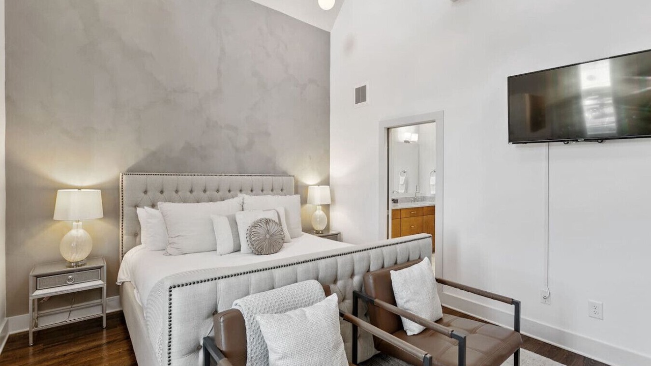 Photo of Bedroom in East Hill
