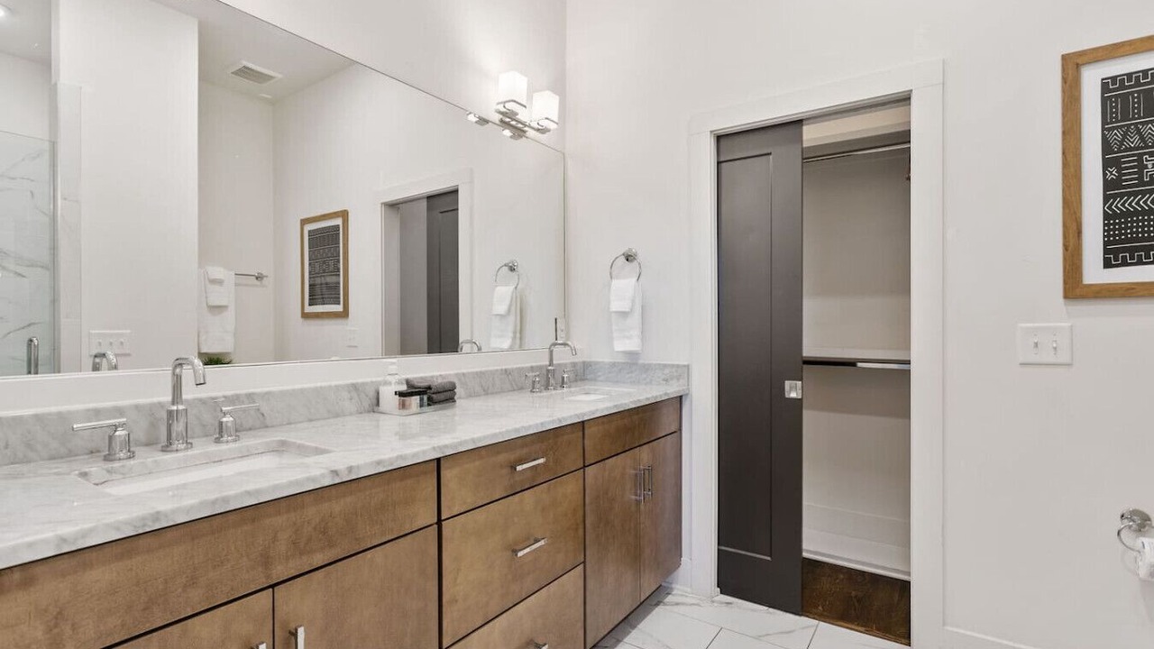 Photo of Bathroom in East Hill