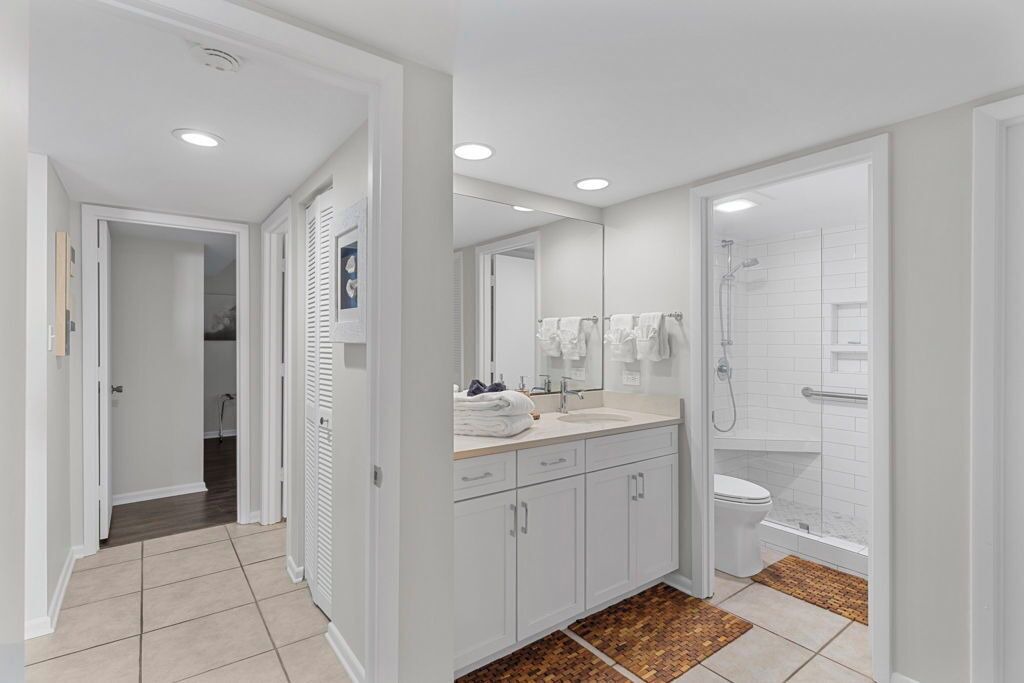 Photo of Bathroom in Wrightsville Beach