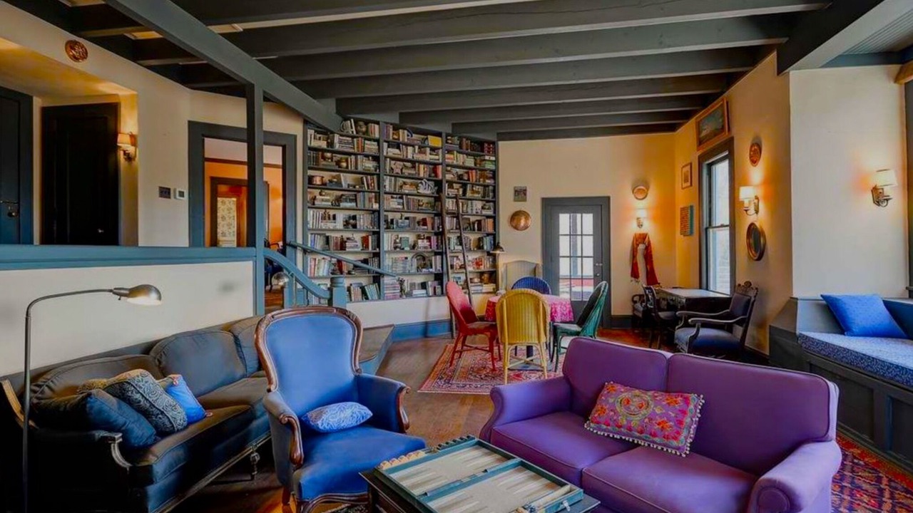 Photo of Livingroom in Lynn