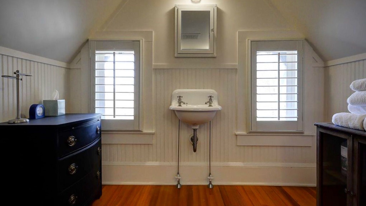 Photo of Bathroom in Lynn