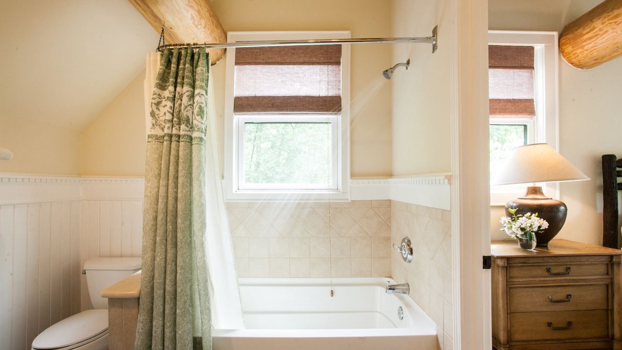 Photo of Bathroom in Black Mountain